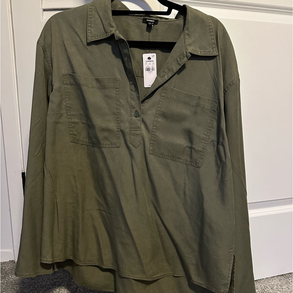Express half button up pocket shirt